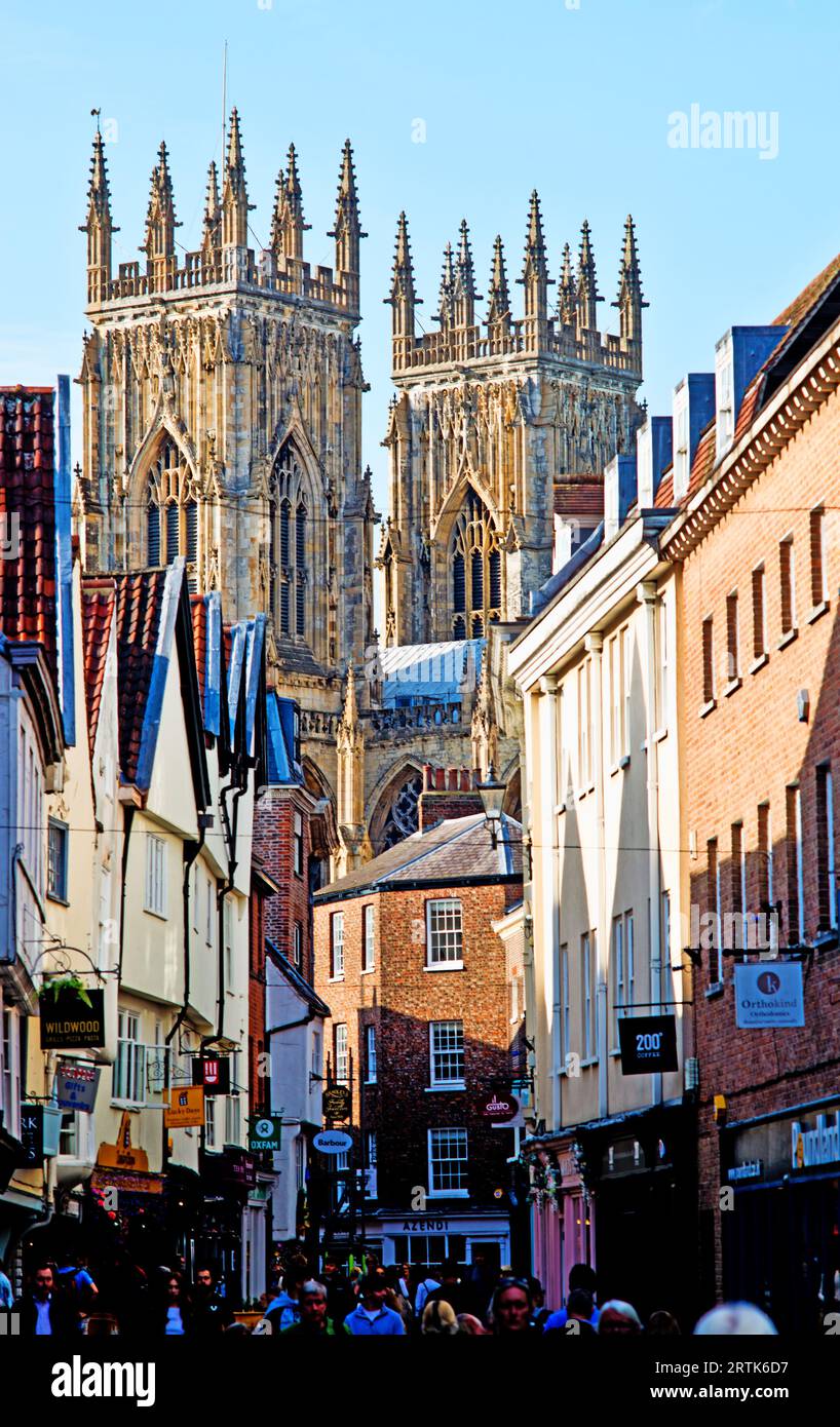 Bassa Petergate, York, Yorkshire, Inghilterra Foto Stock