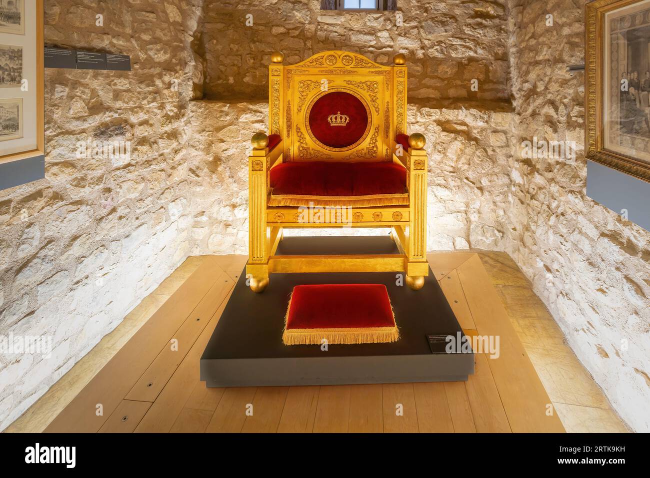 Trono del Granduca Adolphe al Museo di storia della città di Lussemburgo - Lussemburgo, Lussemburgo Foto Stock