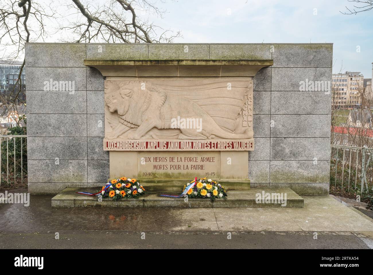 Monumento agli eroi delle forze armate che morirono per il loro paese nella seconda guerra mondiale a Cannon Hill - Lussemburgo Foto Stock