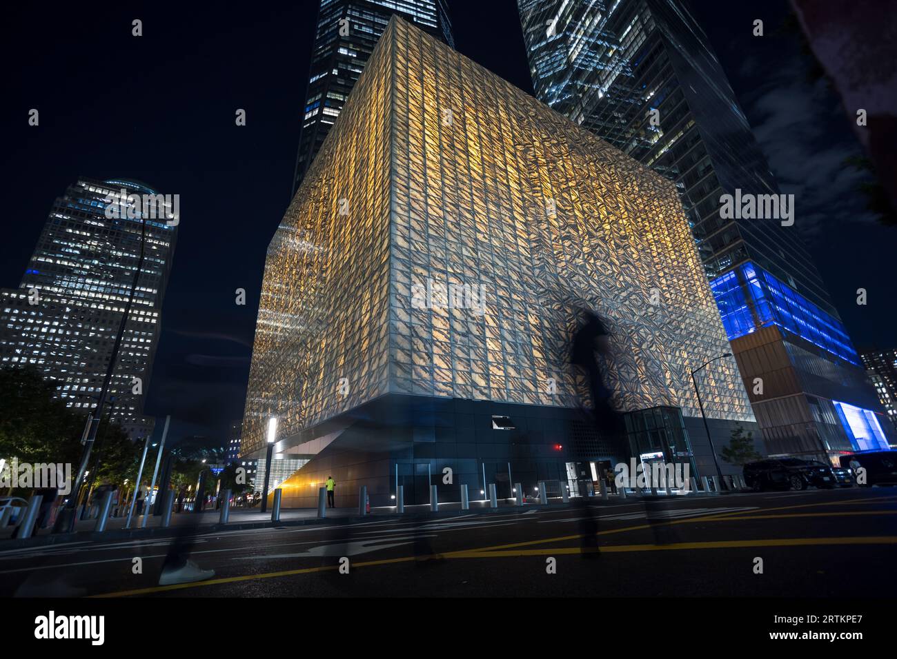 New York City, NY, USA. 13 settembre 2023. Perelman Performing Arts Center a Lower Manhattan, New York, il 13 settembre 2023. Il centro delle arti dello spettacolo, costruito al Ground zero a Lower Manhattan, dovrebbe aprire il 19 settembre 2023, con il primo di cinque concerti incentrati sul tema del rifugio. (Immagine di credito: © William Volcov/ZUMA Press Wire) SOLO USO EDITORIALE! Non per USO commerciale! Foto Stock
