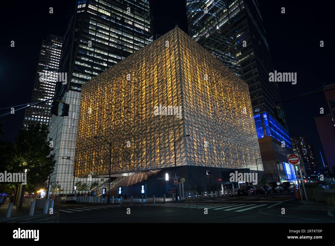 New York City, Stati Uniti. 13 settembre 2023. Perelman Performing Arts Center a Lower Manhattan, New York, il 13 settembre 2023. Il centro delle arti dello spettacolo, costruito al Ground zero a Lower Manhattan, dovrebbe aprire il 19 settembre 2023, con il primo di cinque concerti incentrati sul tema del rifugio. Credito: Brazil Photo Press/Alamy Live News Foto Stock