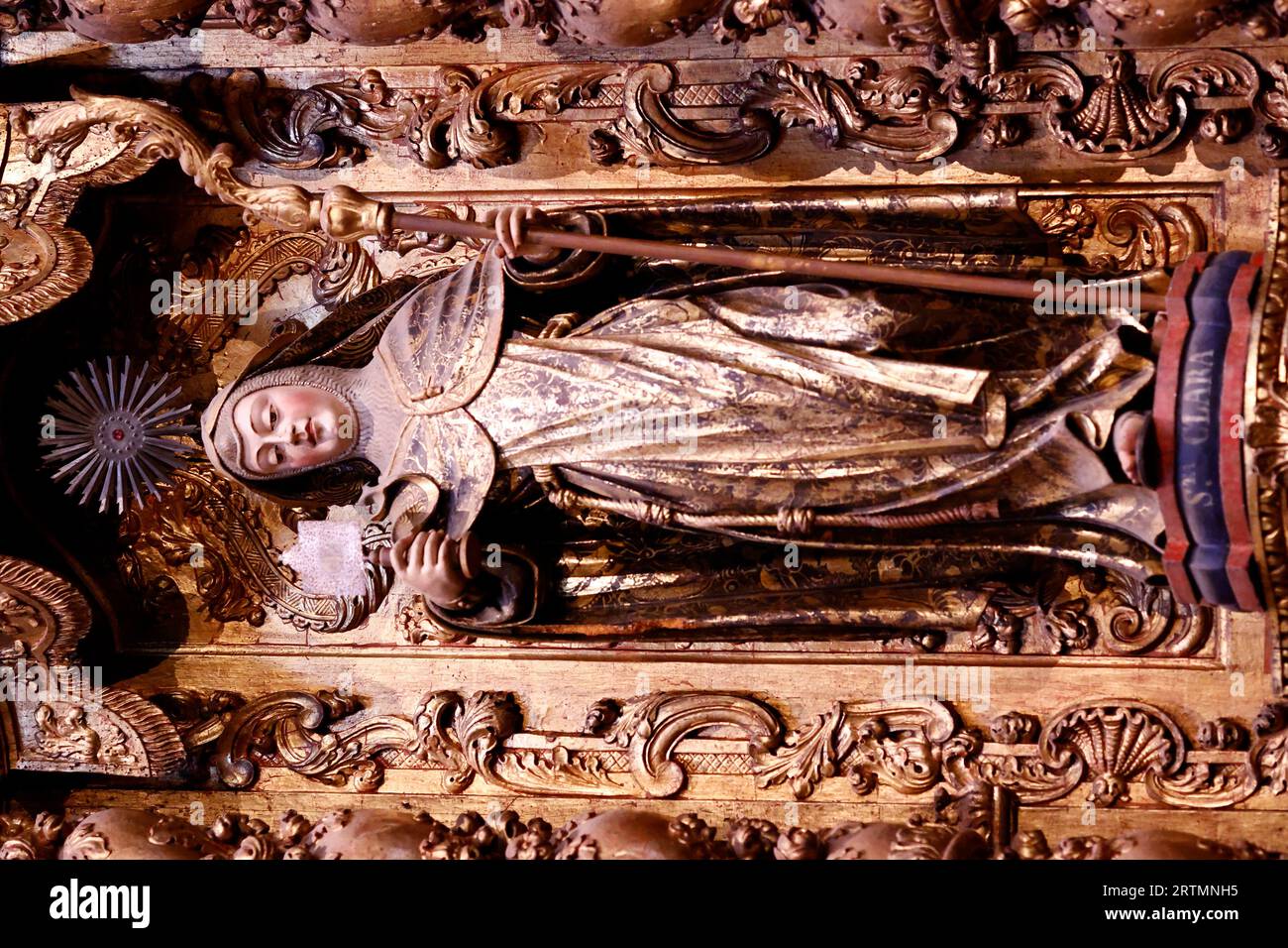 Chiesa gotica di San Francesco (Igreja de Sao Francisco). Chiara di Assisi. Porto. Portogallo. Foto Stock