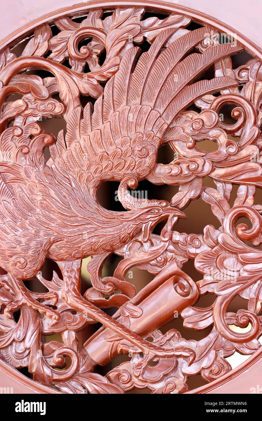 Monastero di Truc Lam Phung Hoang Zen. La fenice è un uccello immortale. Dalat. Vietnam. Foto Stock