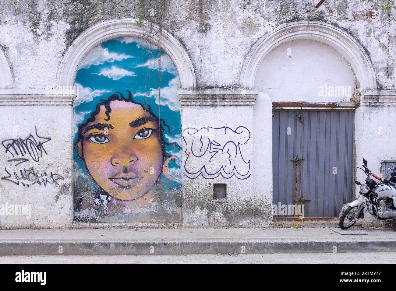 Arte di strada nel quartiere Getsemani di Cartagena, Colombia. Foto Stock