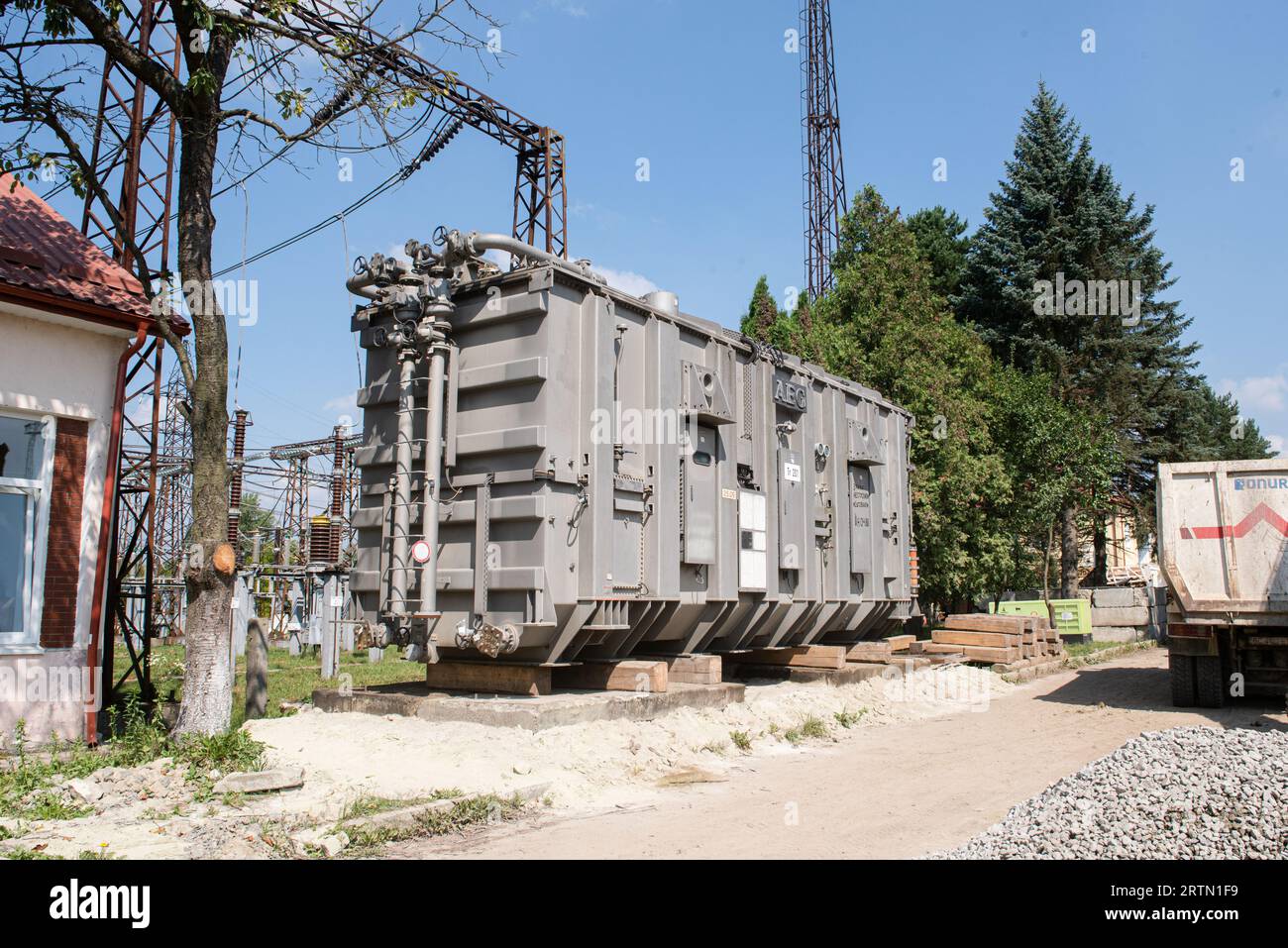 Impianti energetici ucraini dopo il bombardamento da parte della Russia terroristica Foto Stock