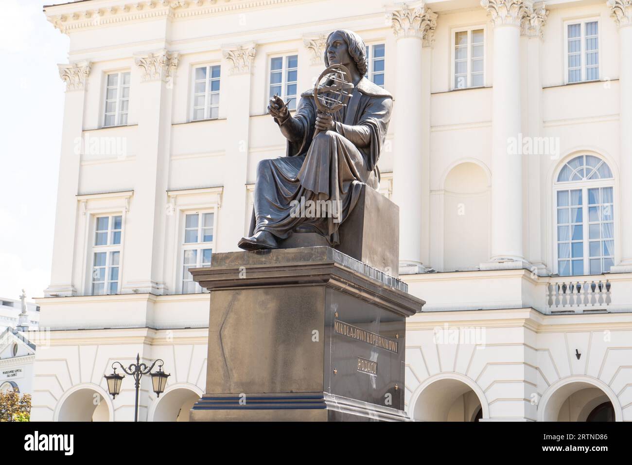 Monumento al famoso scienziato polacco Nicolaus Copernicus. Veduta di Nicolas Copernicus a Varsavia, Polonia Foto Stock