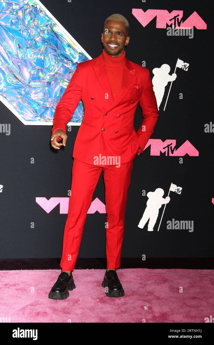 Eric West bei der Verleihung der MTV Video Music Awards 2022 im Prudential Center. Newark, 12.09.2023 *** Eric West agli MTV Video Music Awards 2022 al Prudential Center Newark, 12 09 2023. Foto:XR.xWagnerx/xFuturexImagex vma 3659 Foto Stock