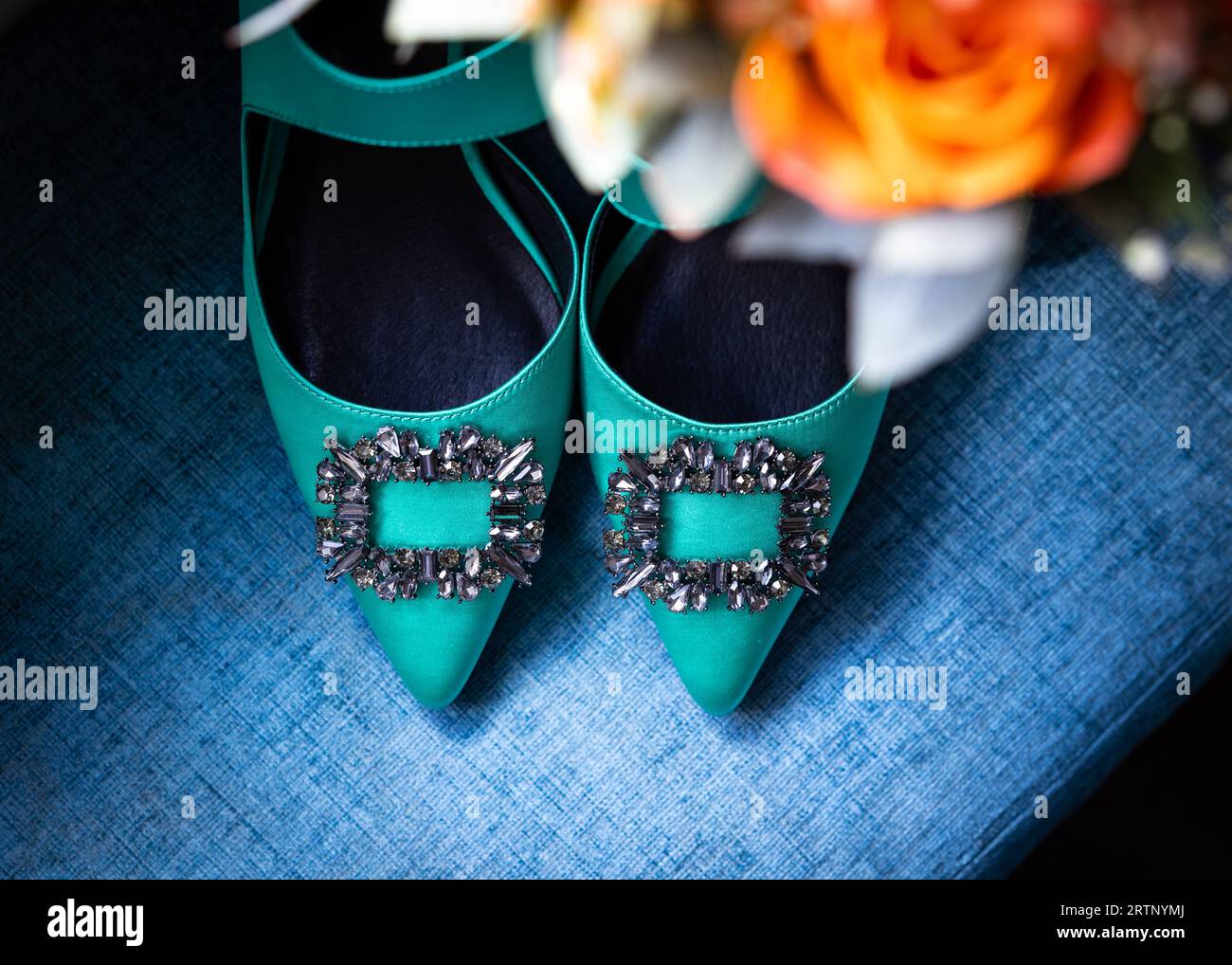 Scarpe con shop fiori sul tacco