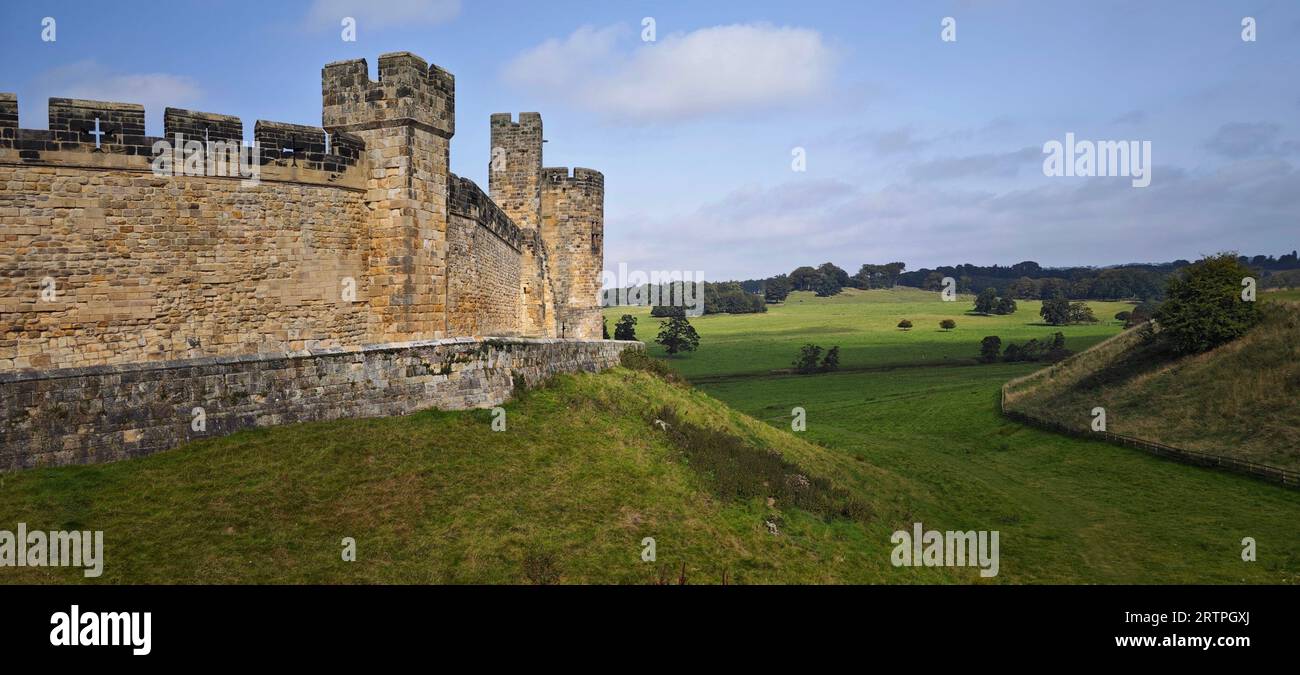 Castello di Alnwick, la casa di Harry Potter nel Northumberland, in Inghilterra Foto Stock