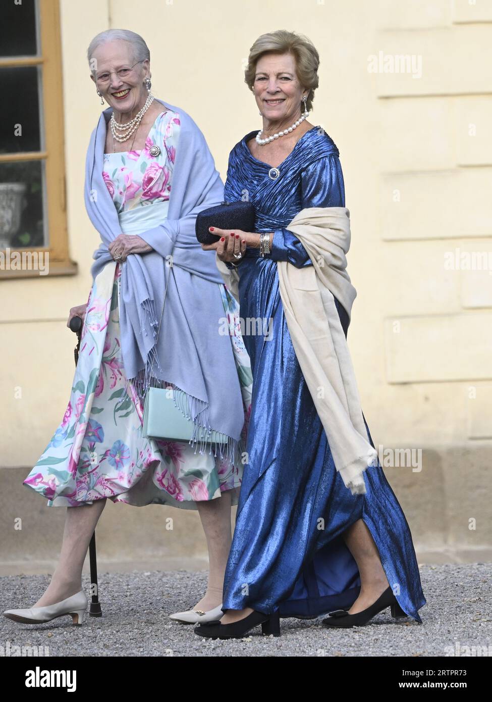 La regina di Danimarca Margrethe e la regina Anna Maria di Grecia arrivano al Drottningholm Palace Theatre di Stoccolma, in Svezia, il 14 settembre 2023, per lo spettacolo teatrale del giubileo della Royal Opera, in connessione con il 50 ° anniversario dell'ascesa al trono di HM il re. Foto: Fredrik Sandberg / TT / code 10080 Foto Stock