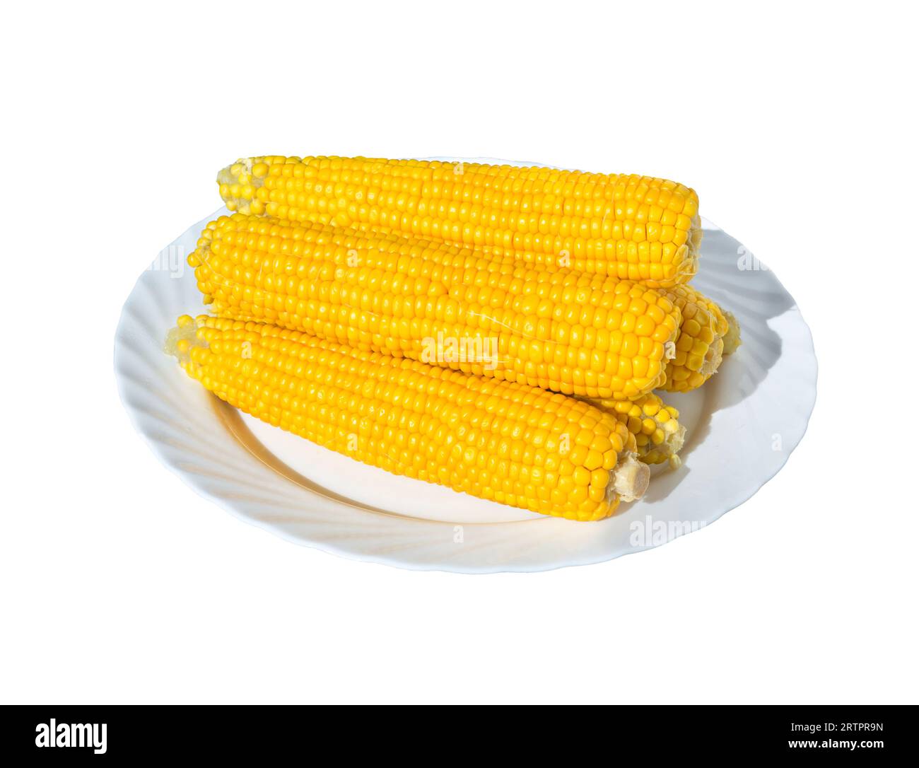 Mais bollito su una piastra bianca isolata su sfondo bianco. Pannocchie di mais. Foto Stock