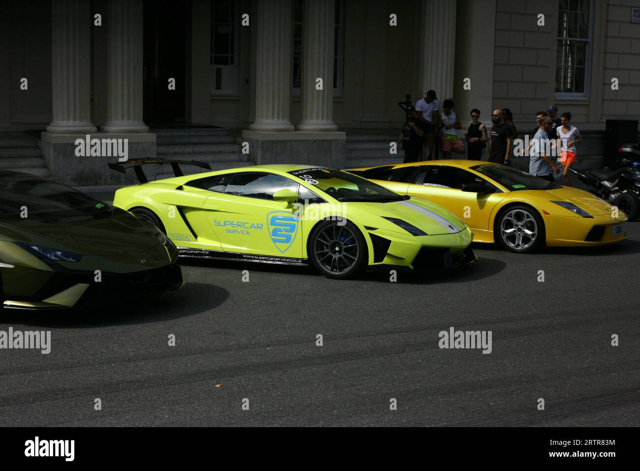 Supercar di lusso che protestano contro ULEZ Foto Stock