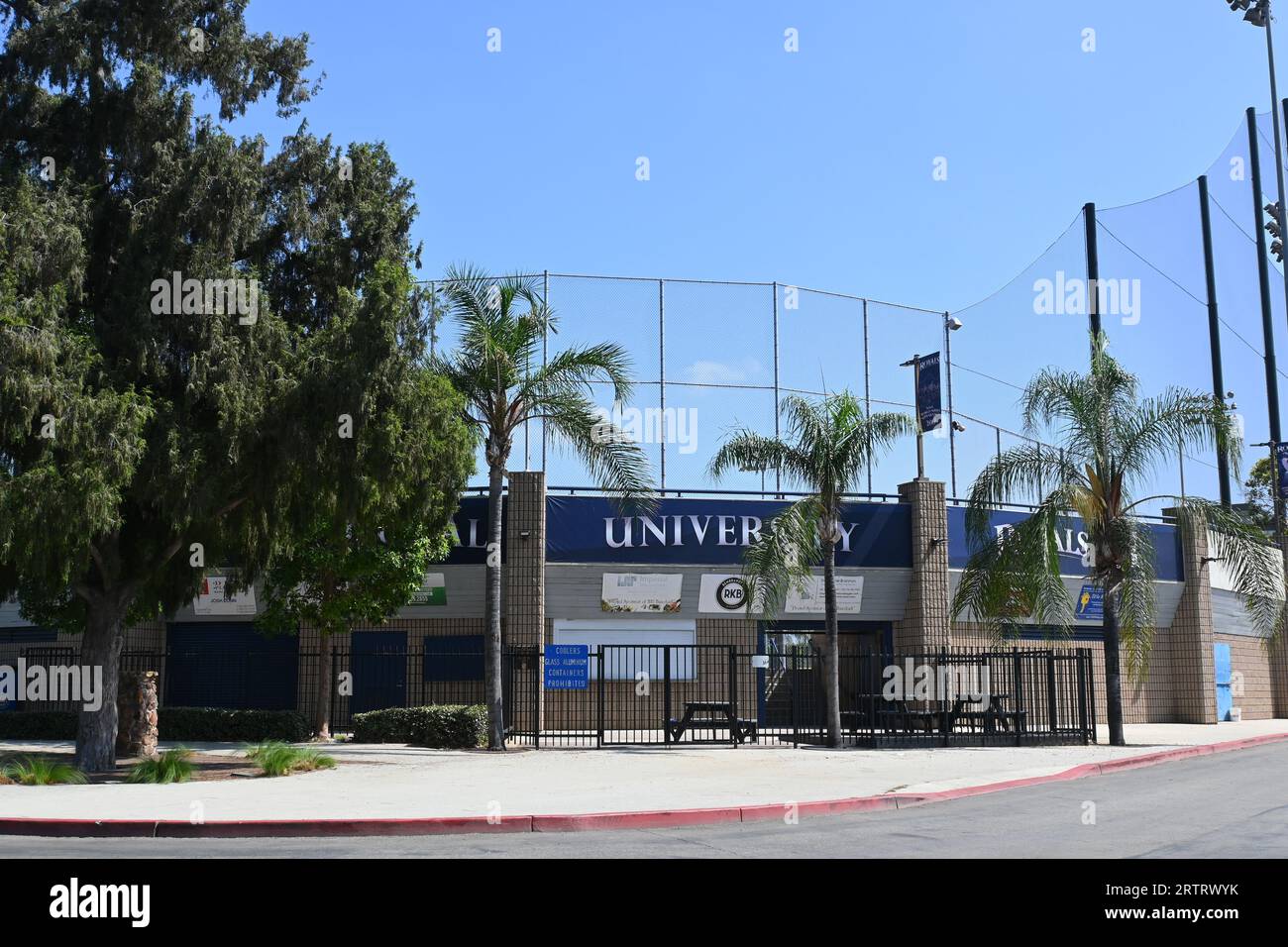 FULLERTON, CALIFORNIA - 13 SETTEMBRE 2023: Stadio di baseball della Hope International University in Amerige Park. Foto Stock