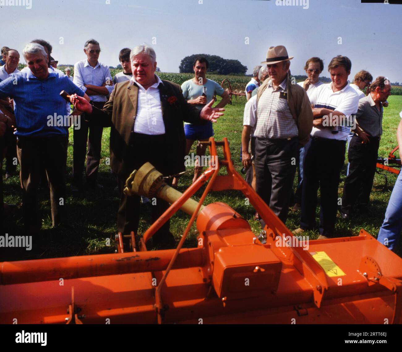 DEU, Germania: Le diapositive storiche dei tempi 80-90, Muensterland. Bankruptcy.Agriculture. 80sAussione Foto Stock