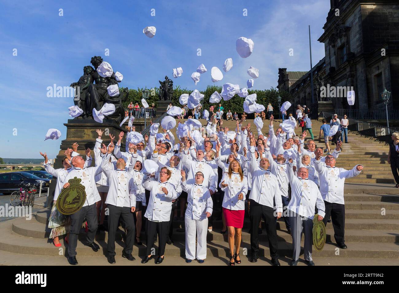Lancio di grandi berretti dei panettieri Dresden Foto Stock