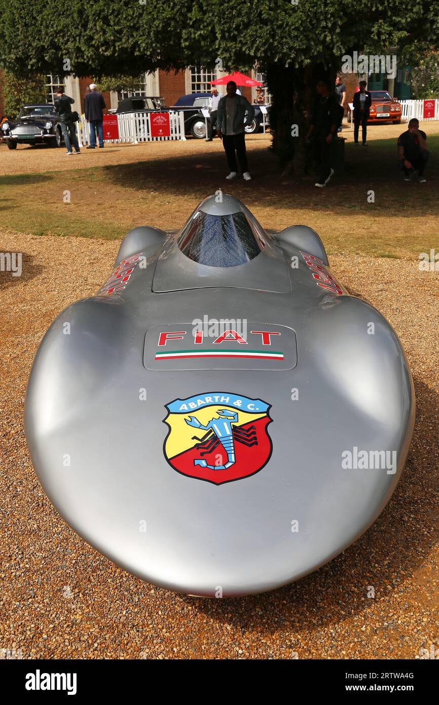 Fiat Abarth 1000 Pininfarina "Principessa" (1965), Concours of Elegance 2023, Hampton Court Palace, Londra, Regno Unito, Europa Foto Stock