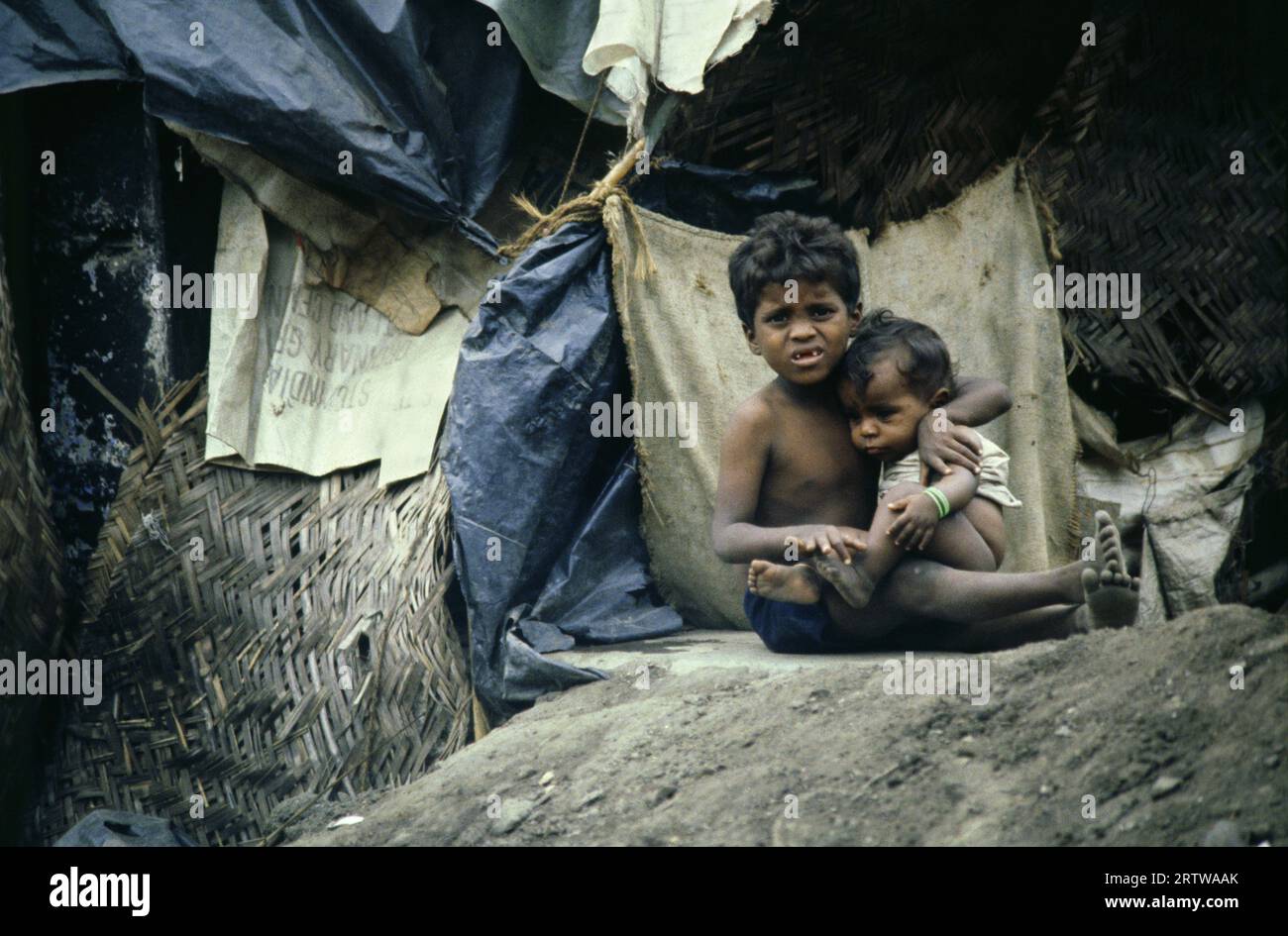 Mumbai Slum (la baraccopoli più grande del mondo) Foto Stock