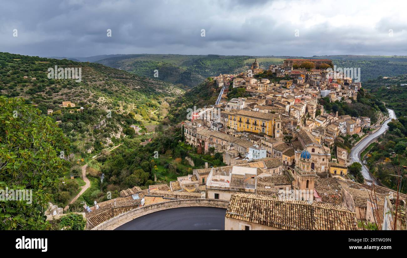 Ragusa Ibla è il quartiere più antico del centro storico di Ragusa, una città dell'isola di Sicilia. Italia Foto Stock