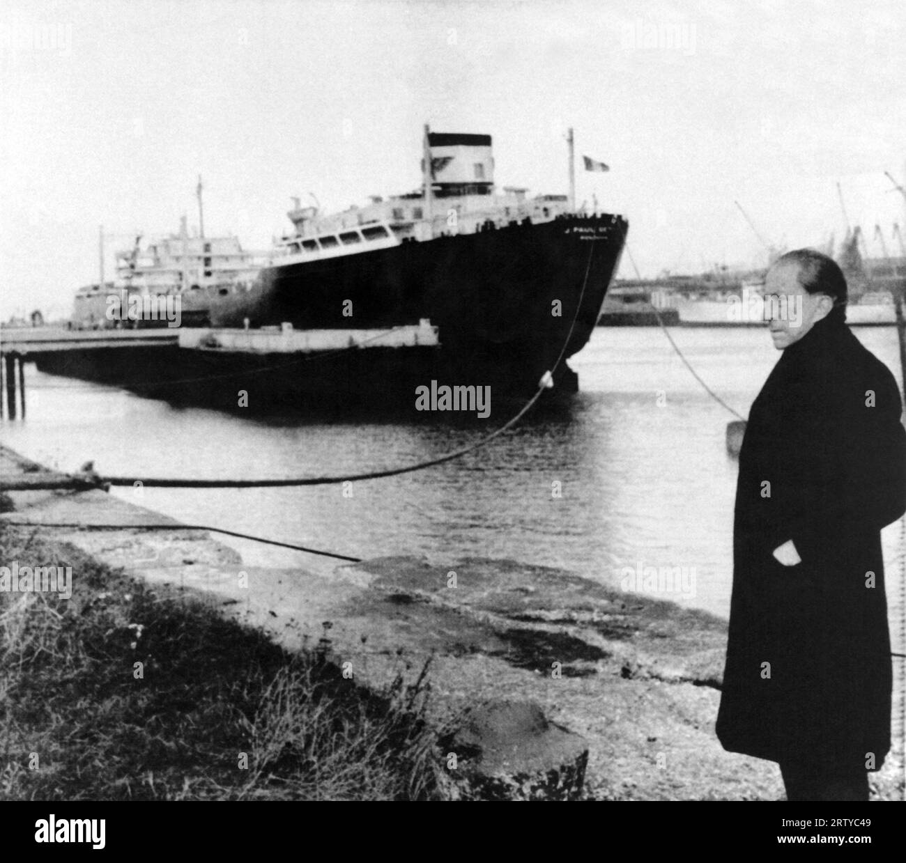 Le Havre, Francia 1960 J. Paul Getty al lancio della petroliera che porta il suo nome. Foto Stock