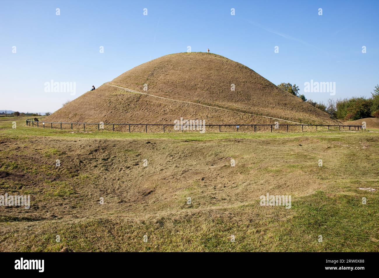 Tumulo di Cracovia o tumulo di Cracovia (polacco: Kopiec Krakusa) (Kraka), misteriosa collina artificiale preistorica a Cracovia, in Polonia Foto Stock