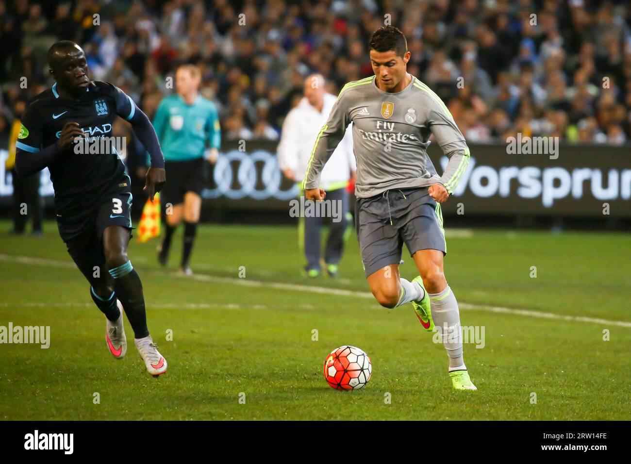 MELBOURNE, AUSTRALIA, 24 LUGLIO: Cristiano Ronaldo con il pallone come Manchester City gioca il Real Madrid nella partita 3 della Coppa dei campioni 2015 Foto Stock