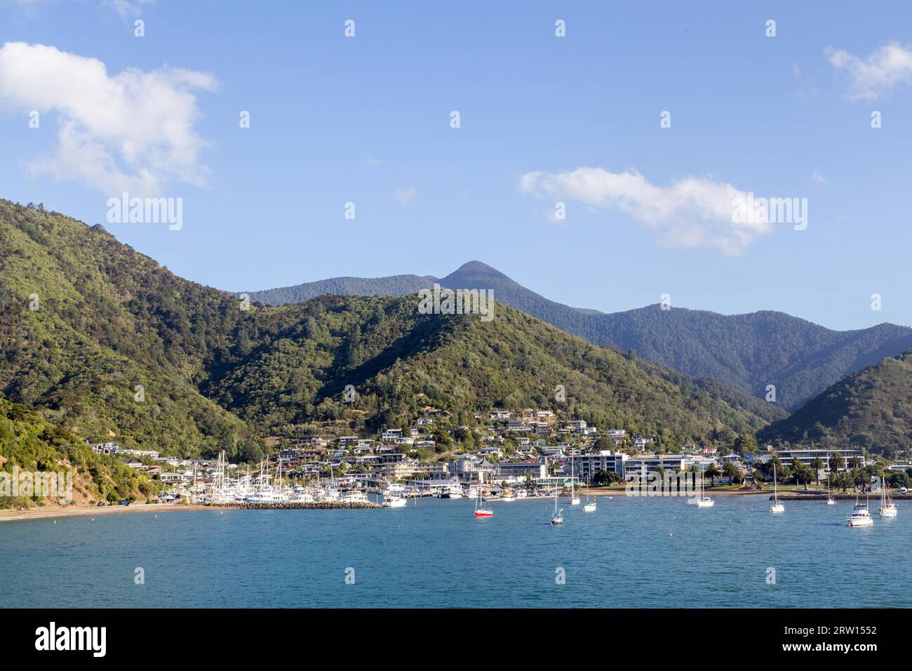 Picton, nuova Zelanda, 6 marzo 2015: Vista panoramica della città di Picton sull'Isola del Sud Foto Stock