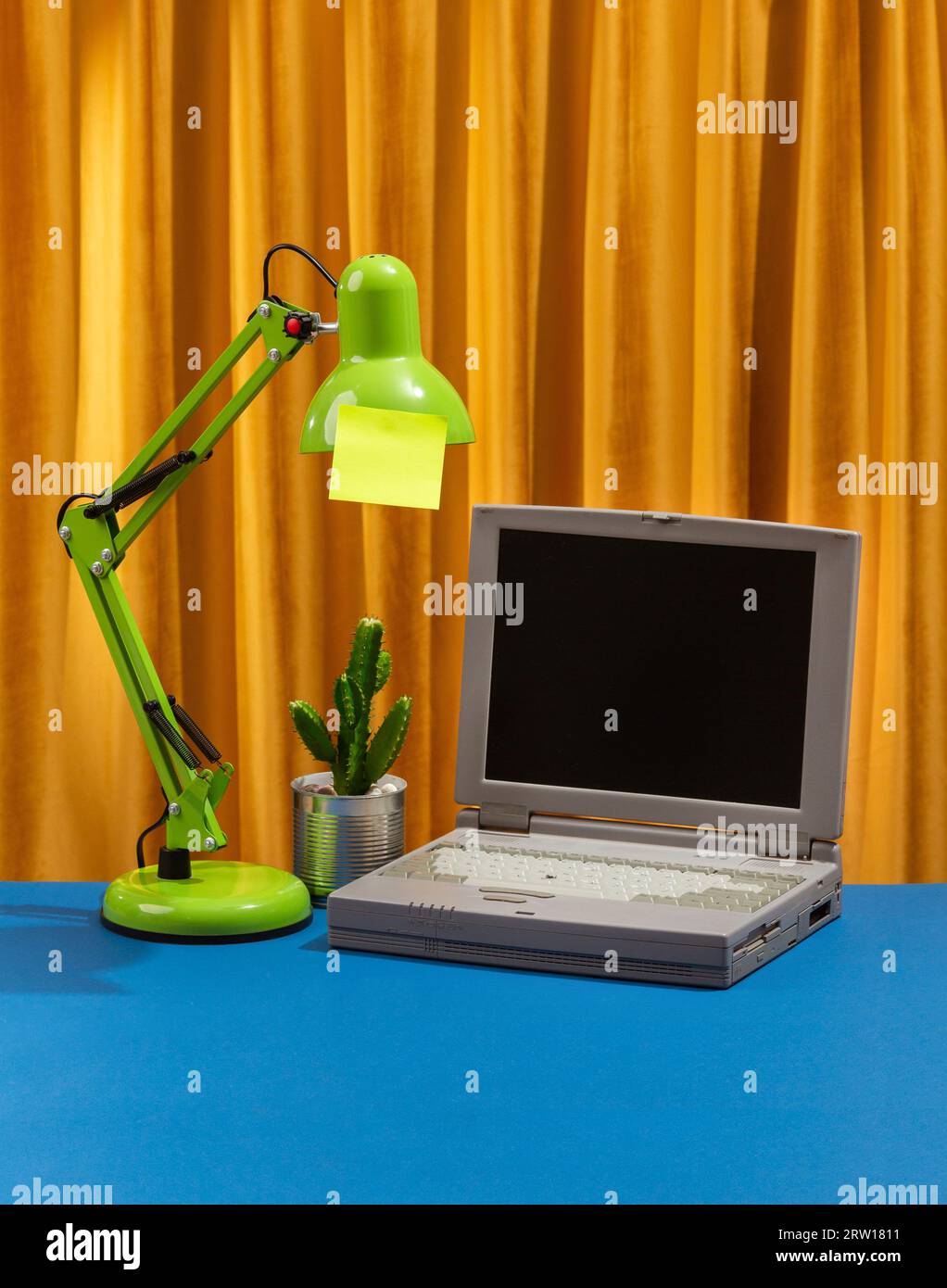 Desktop retrò a colori. Foto di alta qualità Foto Stock