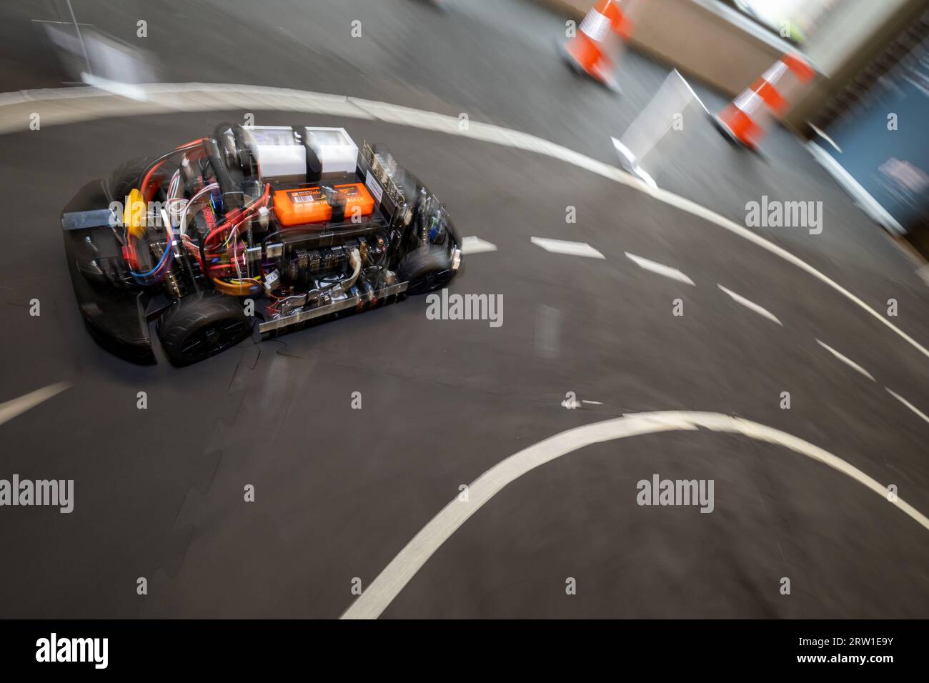 07.07.2022, Germania, Brema, Brema - Configurazione di test per la guida autonoma nel Centro di trasferimento per l'intelligenza artificiale DI BREMA.ai (tra Bu Foto Stock