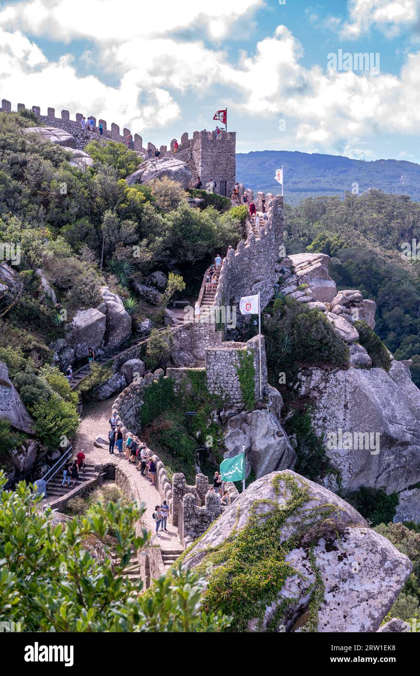 Castelo dos Mouros, castello moresco sopra Sintra, Portogallo Foto Stock