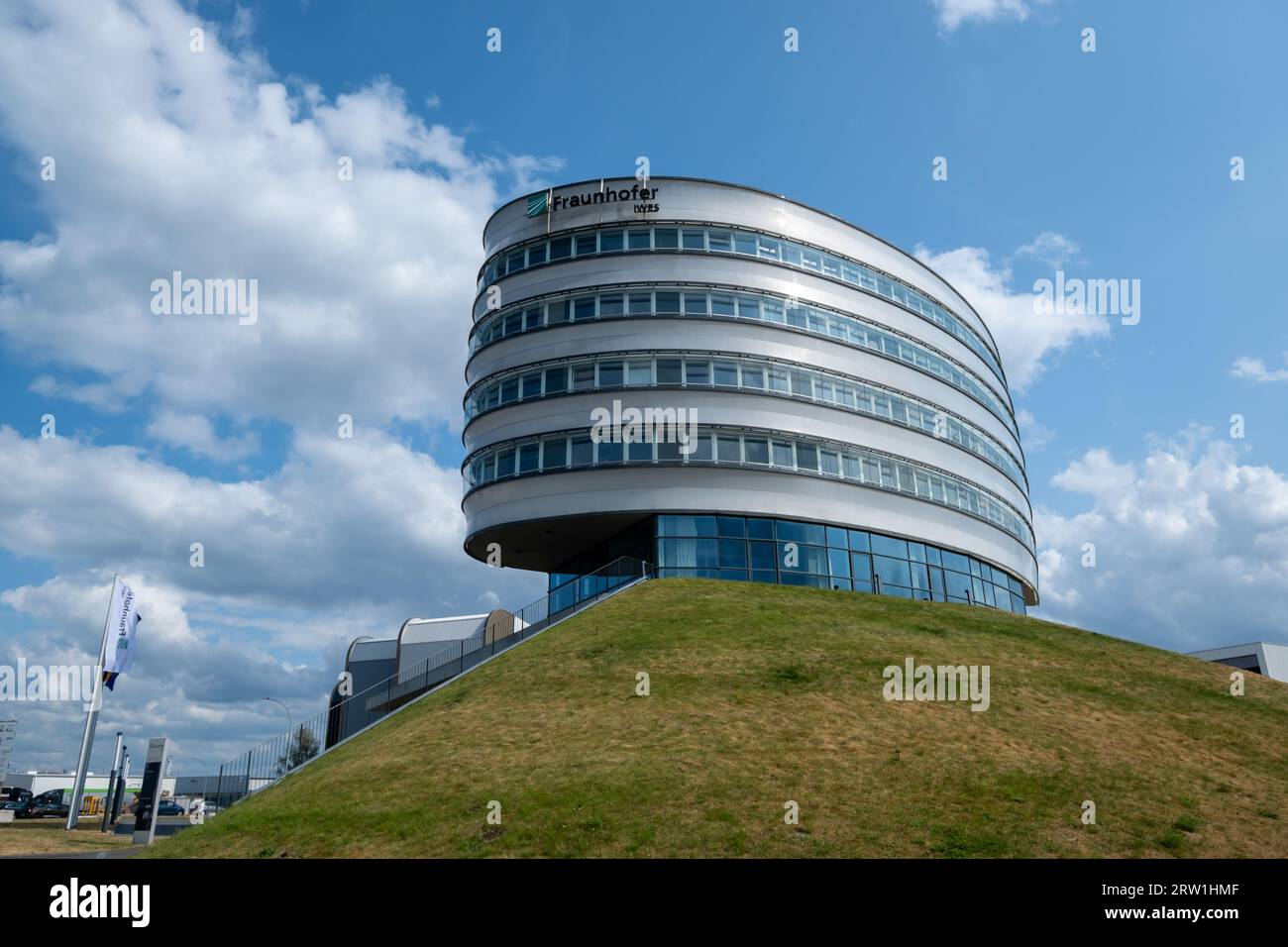 30.06.2023, Germania, Brema, Bremerhaven - Fraunhofer Institute for Wind Energy Systems IWES, sede in Grosser Westring 2, qui allegato il rotore Foto Stock