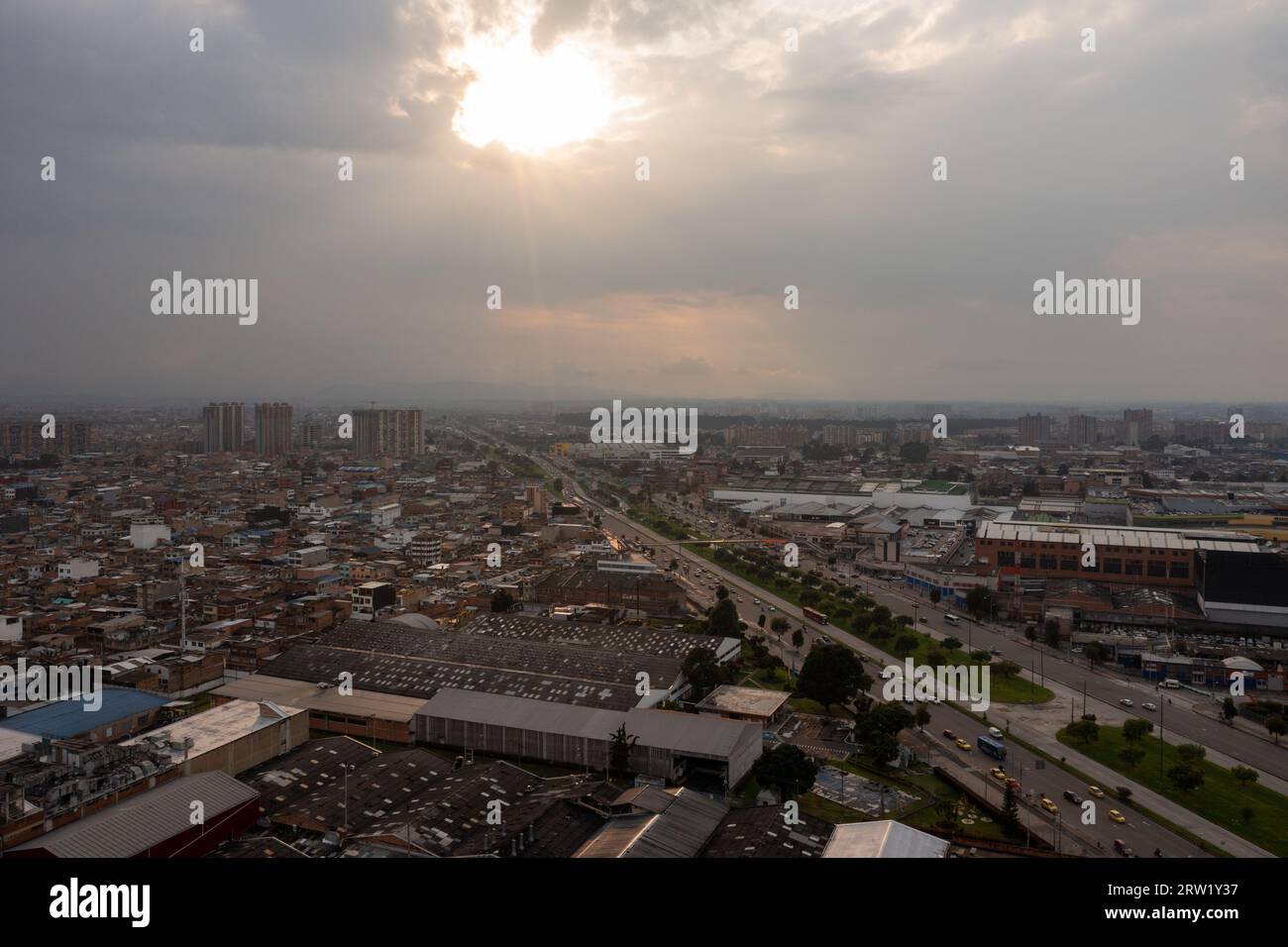 Vista aerea panoramica del paesaggio urbano di Bogotà, la capitale della Colombia. Foto Stock