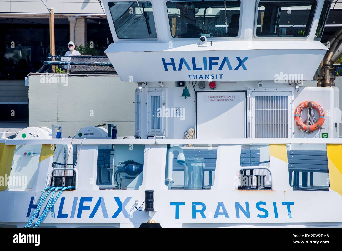 Traghetto Halifax Transit Vessel, Captains Cockpit, radar e radio Antennae - trasporto marittimo regionale, CANADA. Il traghetto più vecchio del Nord America. Foto Stock