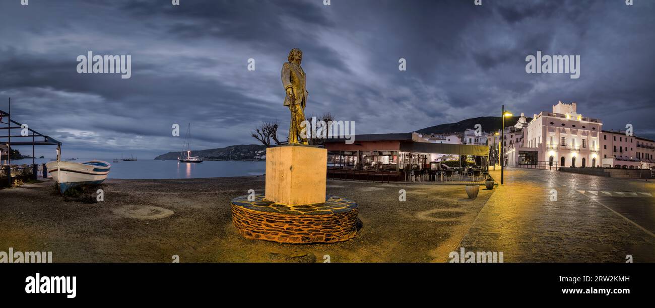 Veduta di Cadaqués, Alt Empordà comarca, Girona, Catalogna, Spaind Foto Stock