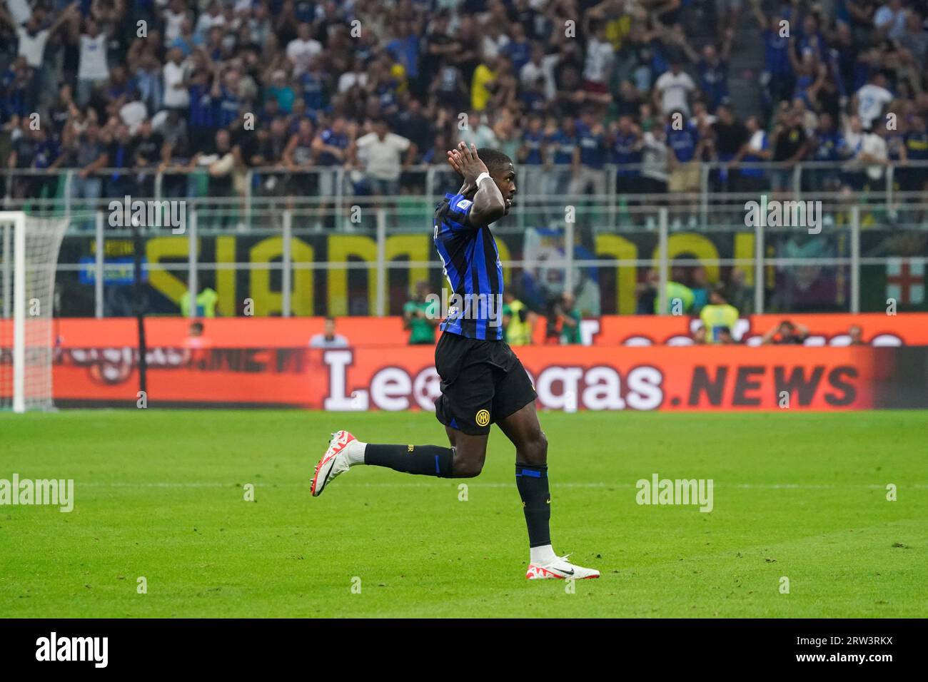 Milano, Italia. 16 settembre 2023. Marcus Thuram (#9 FC Inter) goal festeggia durante, FC Internazionale vs AC Milan - serie A. crediti: /Alessio Morgese / Emage Credit: Alessio Morgese/e-Mage/Alamy Live News Foto Stock
