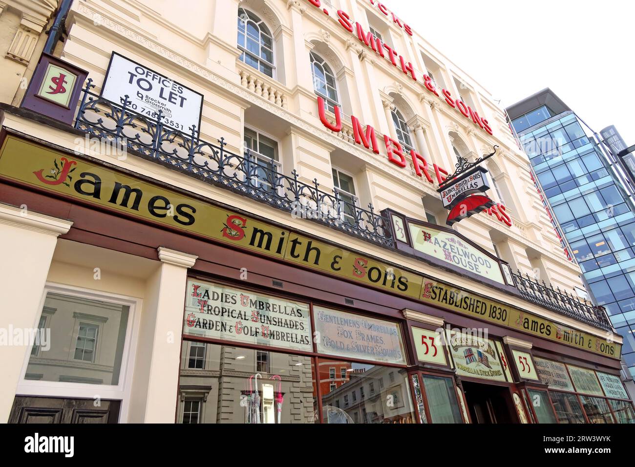 James Smith & Sons umbrellas, fondata nel 1830, Hazelwood House, 53 New Oxford St, London, WC1A 1BL Foto Stock