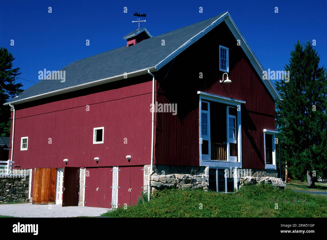 River Bend Farm Visitor Center, Blackstone River & Canal State Park, Blackstone River Valley National Heritage Corridor, Massachusetts Foto Stock