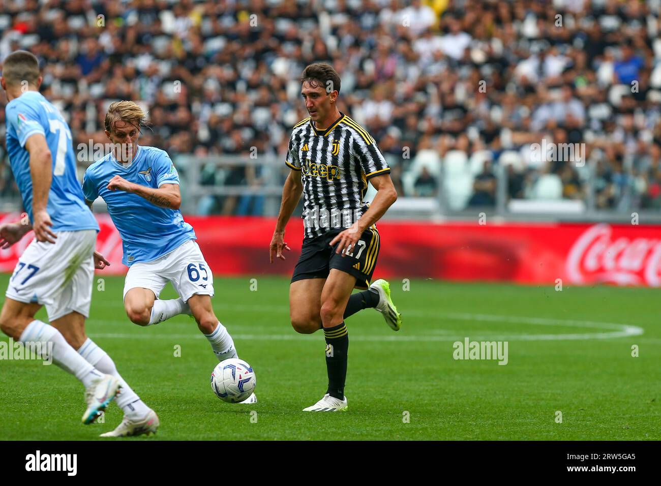 Andrea Cambiaso durante la partita tra Juventus FC e SS Lazio il 16 settembre 2023 allo stadio Allianz di Torino. Foto Stock