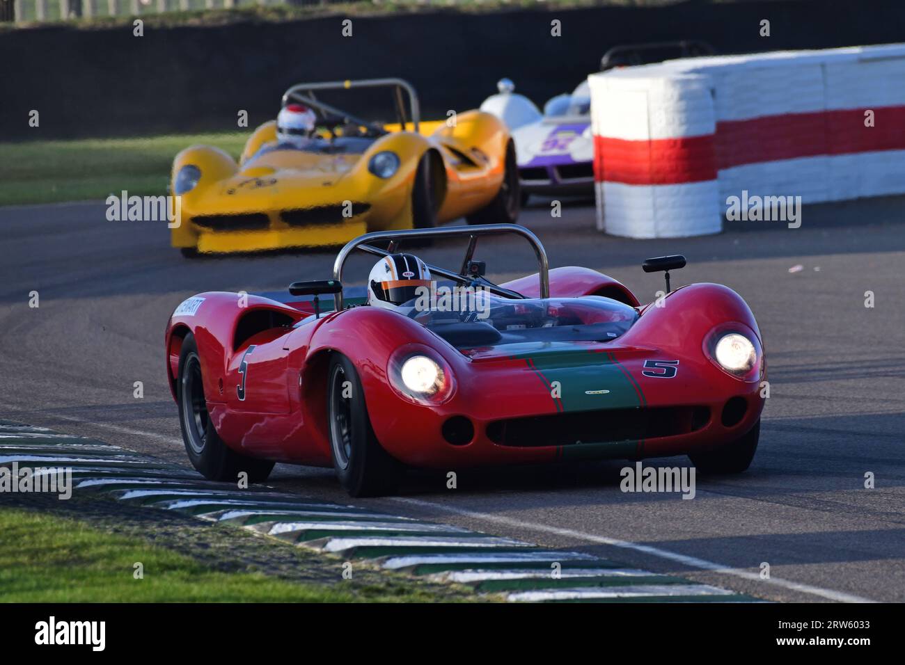 Anthony Sinclair, Lola-Chevrolet T70 Spyder, Whitsun Trophy, Whitsun Trophy, venticinque minuti di corse per auto sportive illimitate che hanno gareggiato Foto Stock