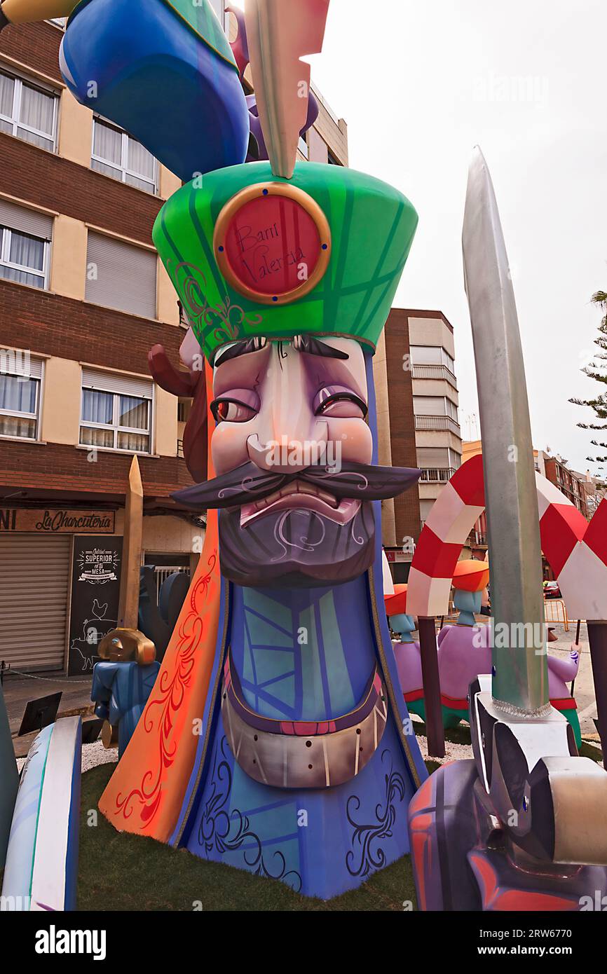 Monumenti satirici e scultorei del Buriana Fallas Festival di San Giuseppe tenutosi nel marzo 2023, Spagna Foto Stock