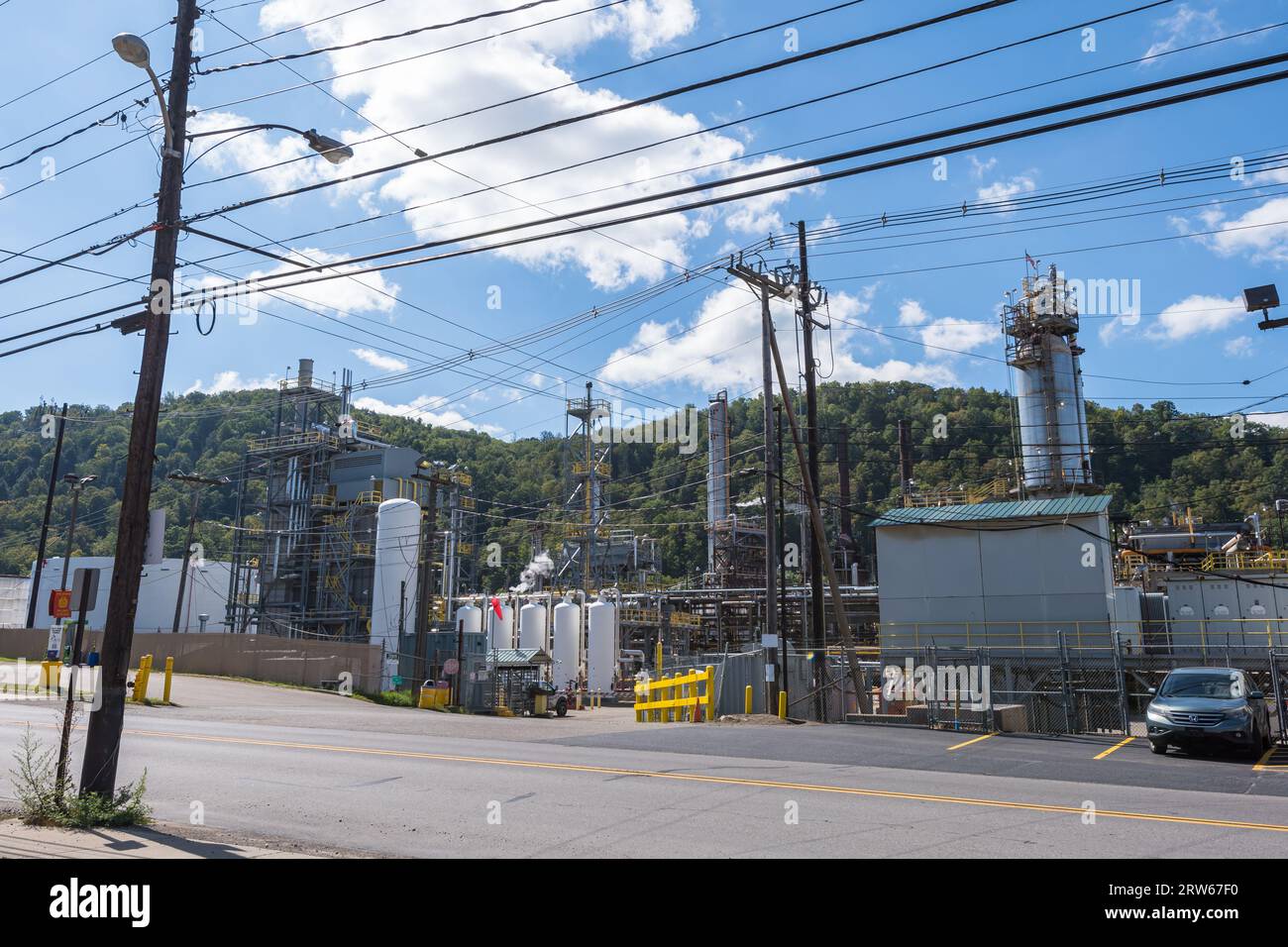 La United Refining Company, un'azienda internazionale di prodotti petroliferi sulla Pennsylvania Avenue East a Warren, Pennsylvania, USA Foto Stock