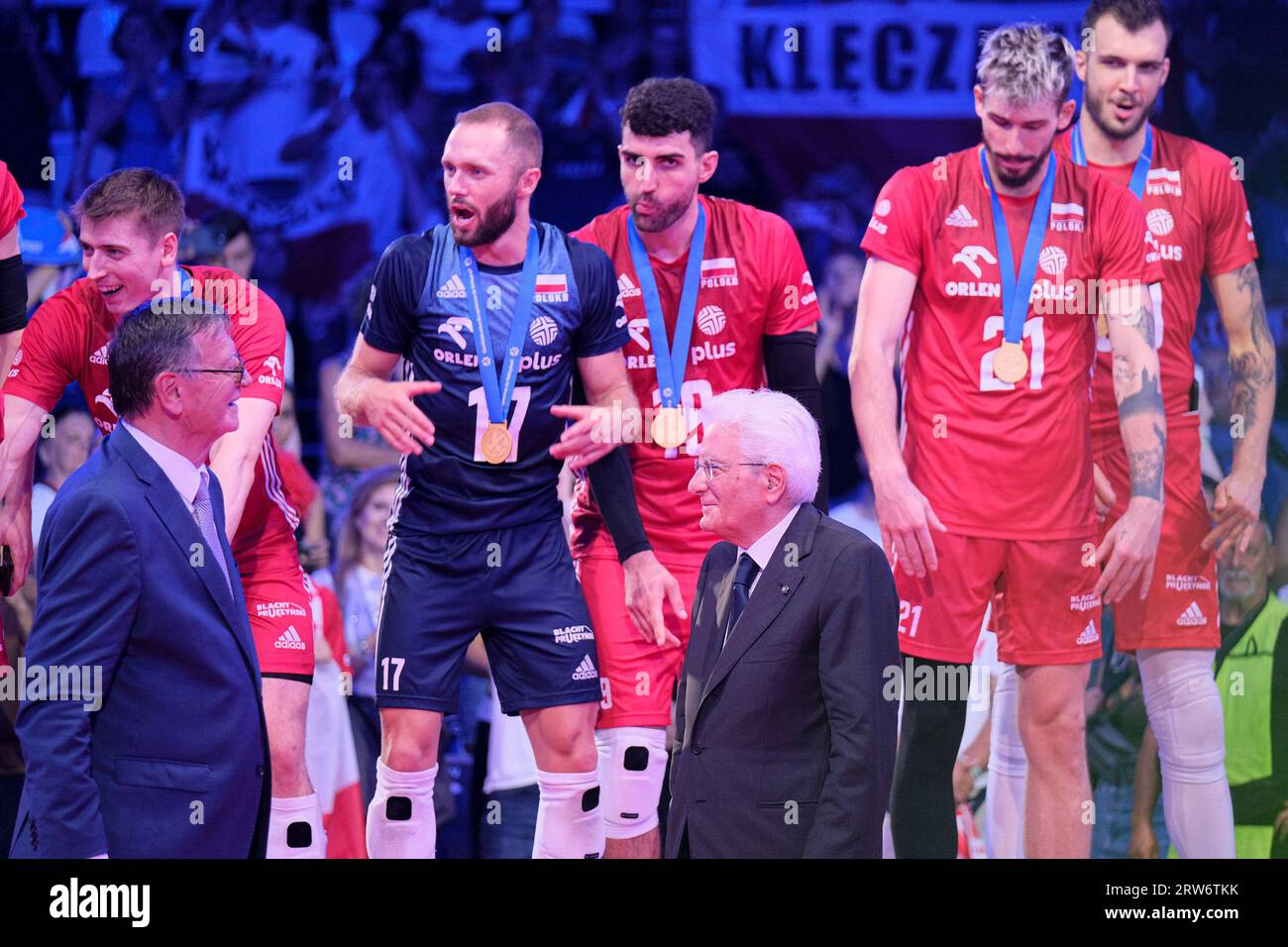 Il Presidente della Repubblica Italiana, Sergio Mattarella, visto durante la finale di Eurovolley 2023 della Medaglia d'oro. La nazionale polacca vince la partita della medaglia d'oro contro l'Italia con un punteggio 0-3. Foto Stock