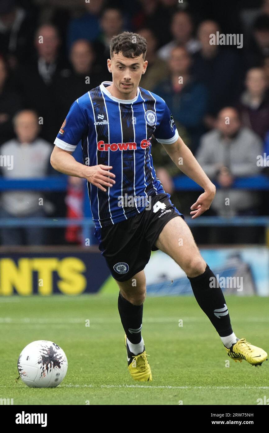 Rochdale contro Barnet 16 settembre 2023 alla Crown Oil Arena. Vanarama National League. Ryan East in azione Rochdale 4 contro Barnet 2 Foto Stock