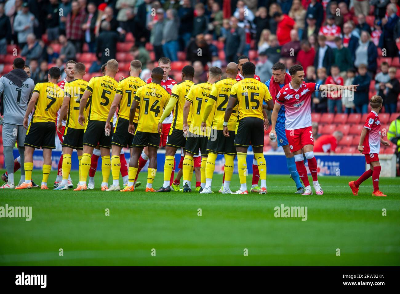 Barnsley FC vs Burton Albion all'Oakwell Stadium, 16/9/23 Foto Stock