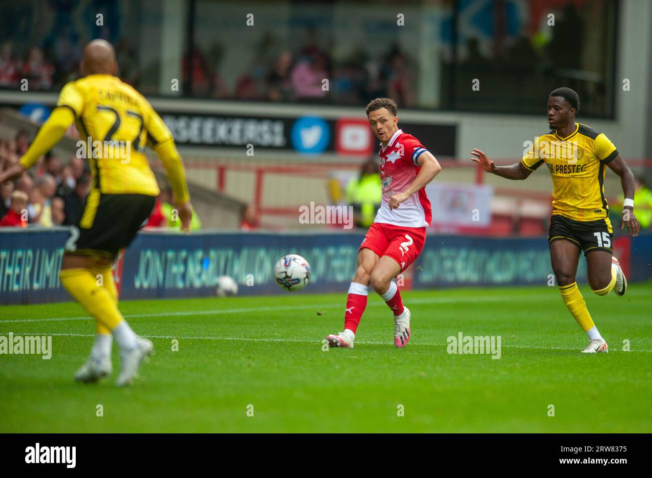 Barnsley FC vs Burton Albion all'Oakwell Stadium, 16/9/23 Foto Stock
