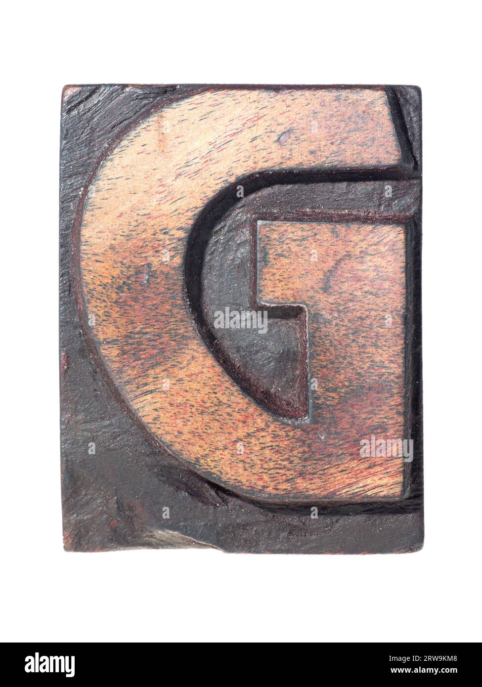 Dettagliato carattere in legno G Letter vintage isolato Foto Stock