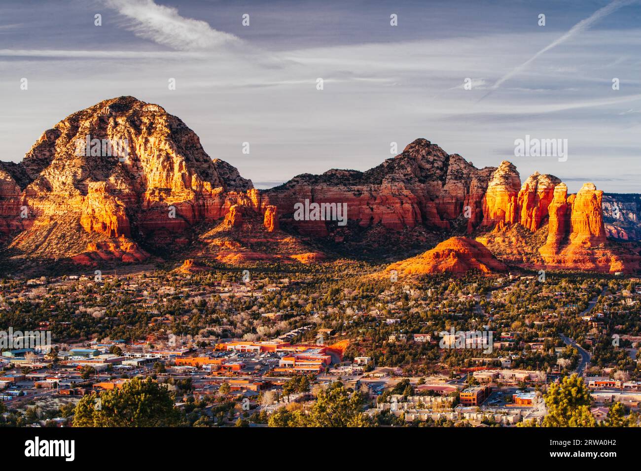 Vista dall'Aeroporto Mesa in Sedona al tramonto in Arizona, Stati Uniti d'America Foto Stock