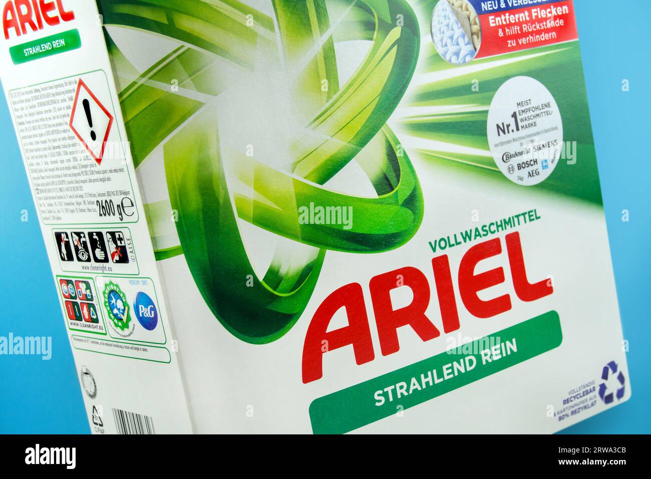 Ariel Waschmittel und Informationen Foto Stock