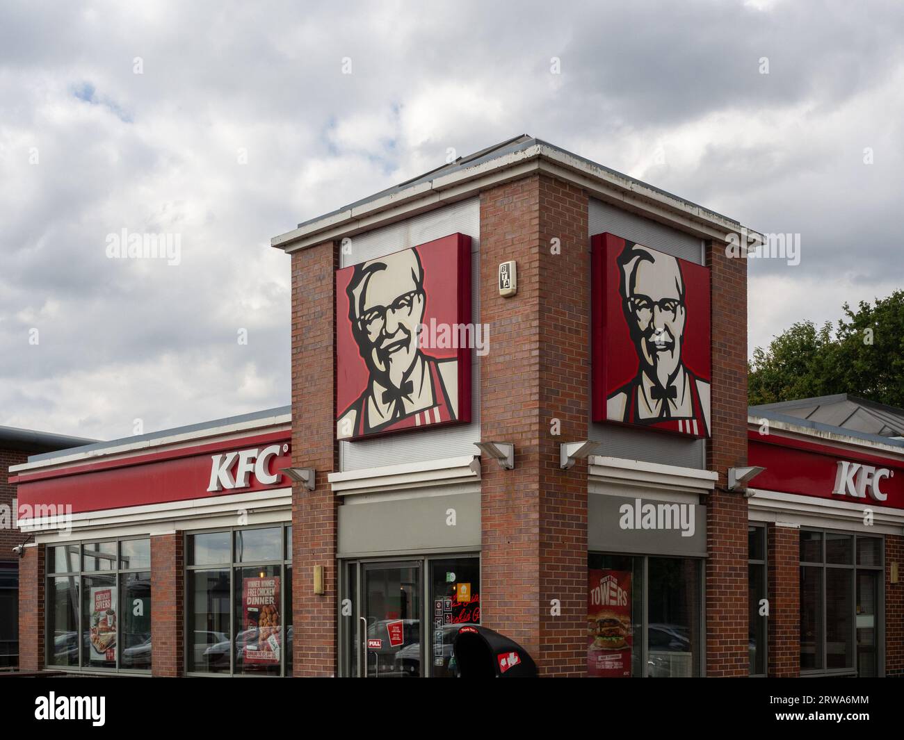 Ristorante Kentucky Fried Chicken, Riverside Retail Park, Northampton, Regno Unito Foto Stock