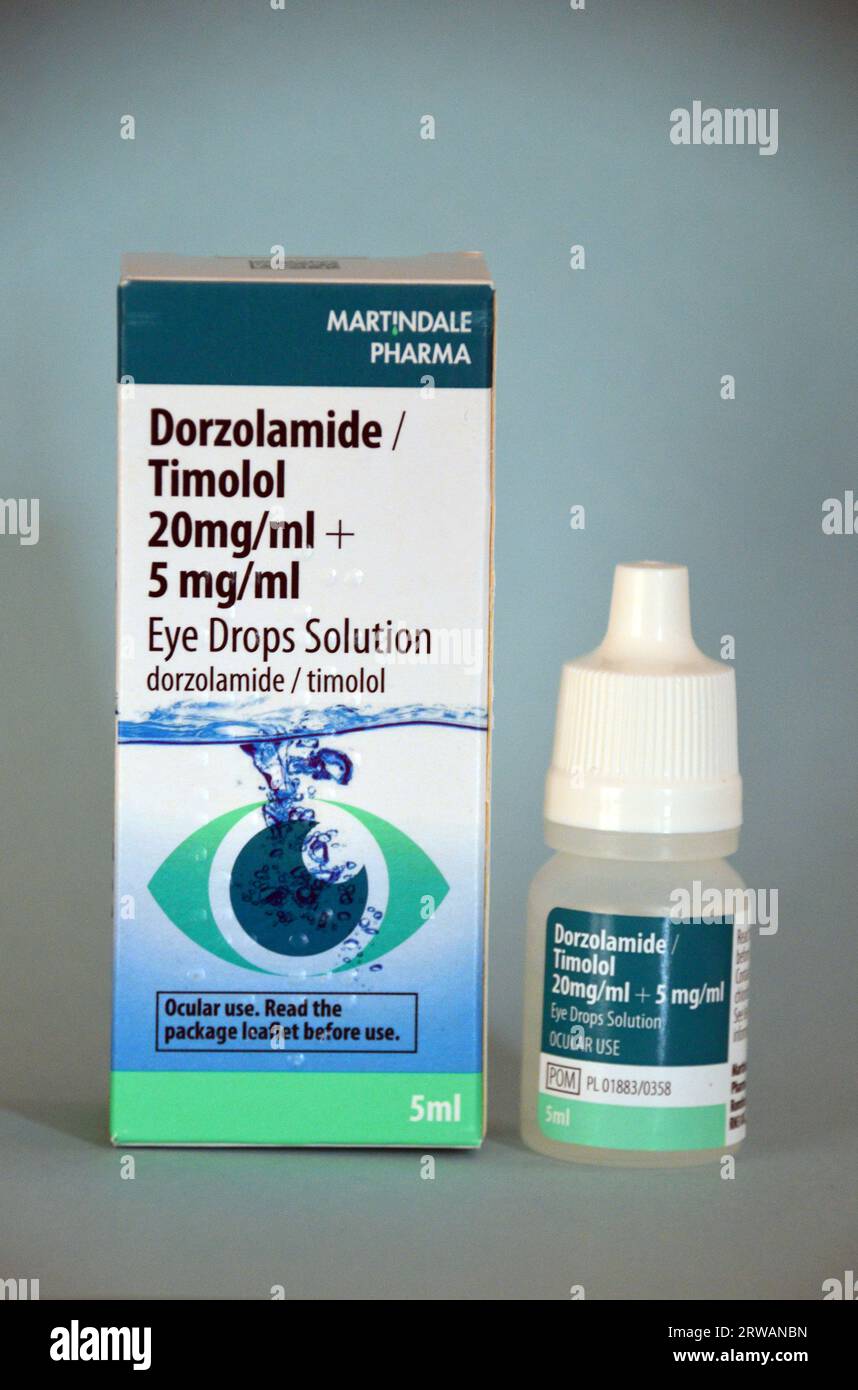 Confezione e flacone di dorzolamide/Timolol 20mg/ml + 5mg/ml soluzione per  collirio di Aspire per il trattamento del glaucoma e dell'ipertensione  oculare Foto stock - Alamy