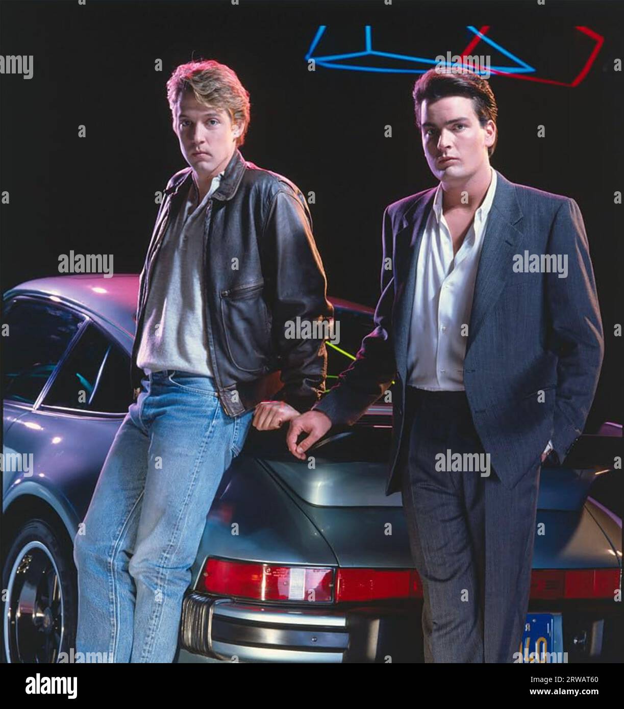 NO MAN'S LAND 1987Orion Pictures film con Charlie Sheen alla destra e D.B.Sweeney Foto Stock